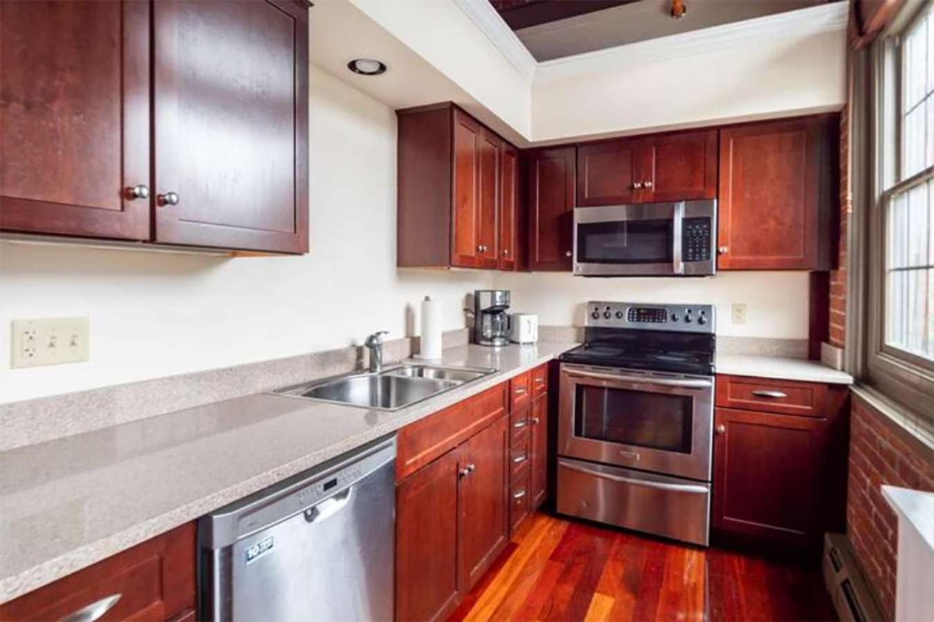 Jennifer'S Riverfront Foundry Apartment Downtown Providence Exterior foto